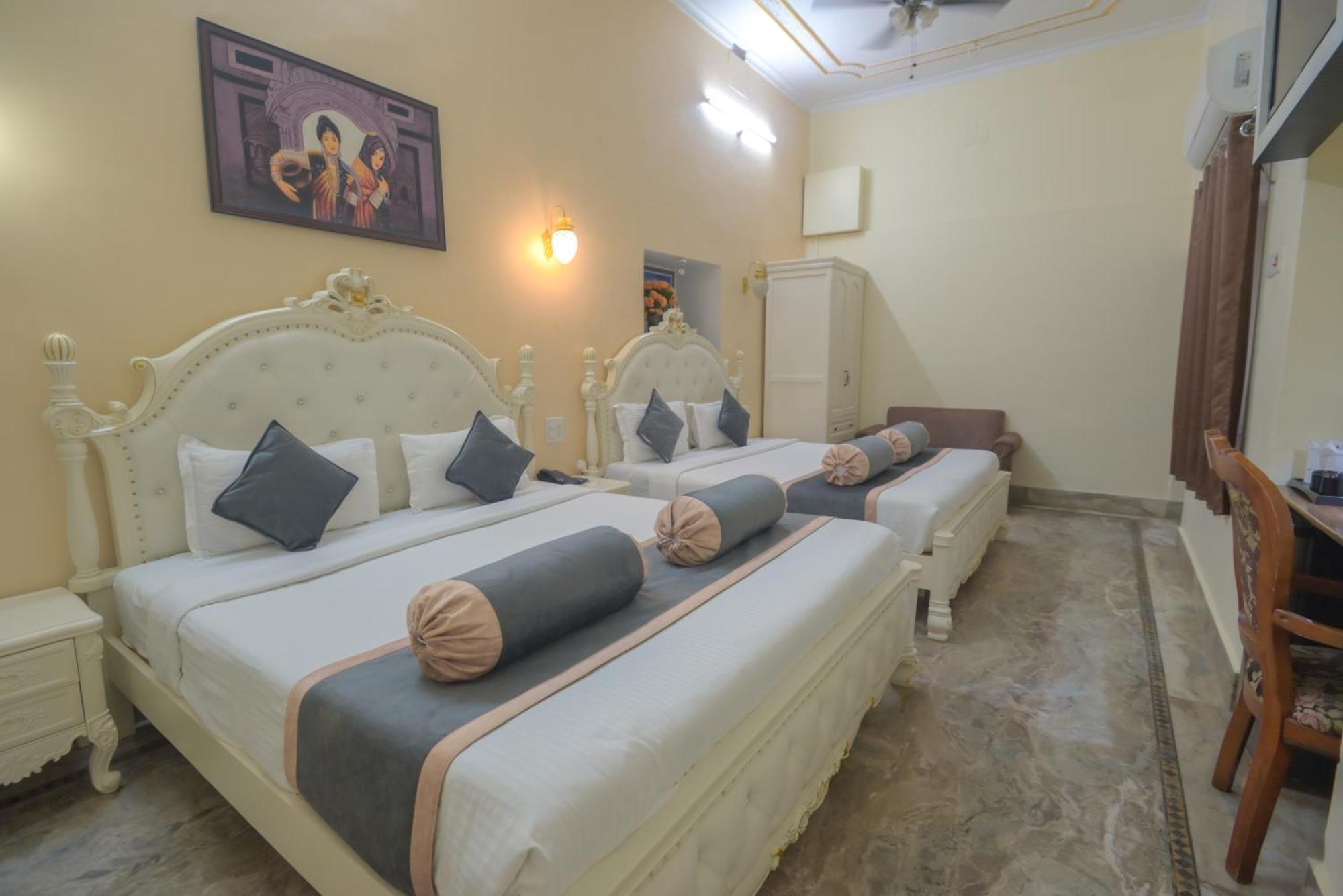 Family Room with 10% discount on food, beverages, carriage/cart ride and one way airport transfer